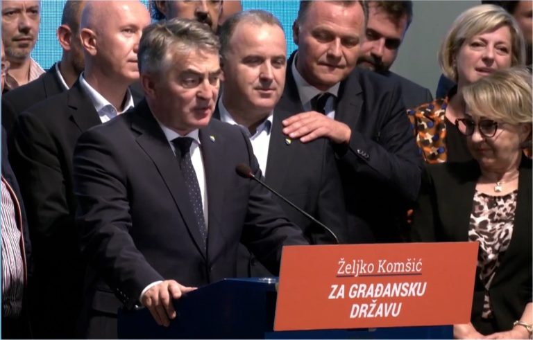 Εκλογές στη Βοσνία Ερζεγοβίνη: Ήττα των εθνικιστών στη μουσουλμανική εθνική κοινότητα ενώ αντίθετα επικράτησαν στις σερβικές περιοχές