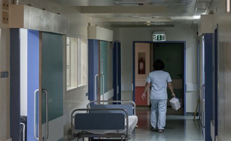 Νέα υγειονομικά πρωτόκολλα στην νοσηλεία περιστατικών covid-19